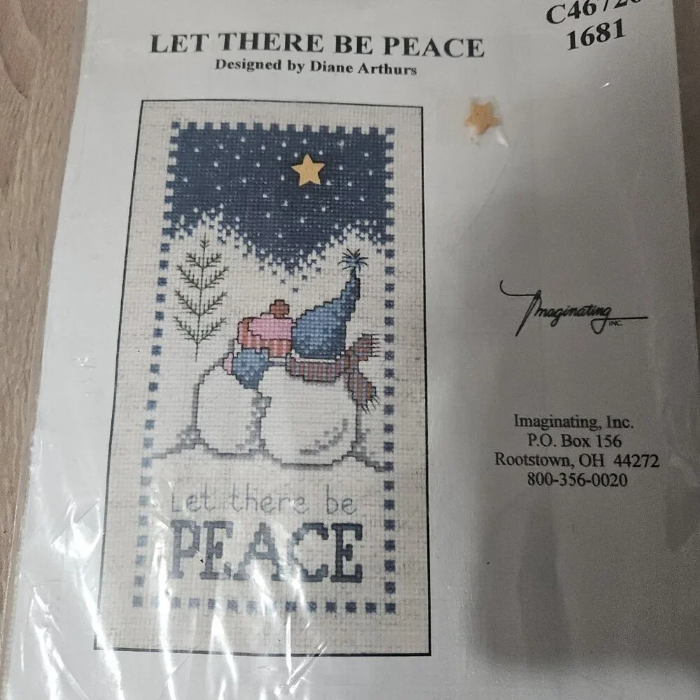 LET THERE BE PEACE Snowmen Cuddled Up Counted Cross Stitch KIT w/ Star 1681 NOS